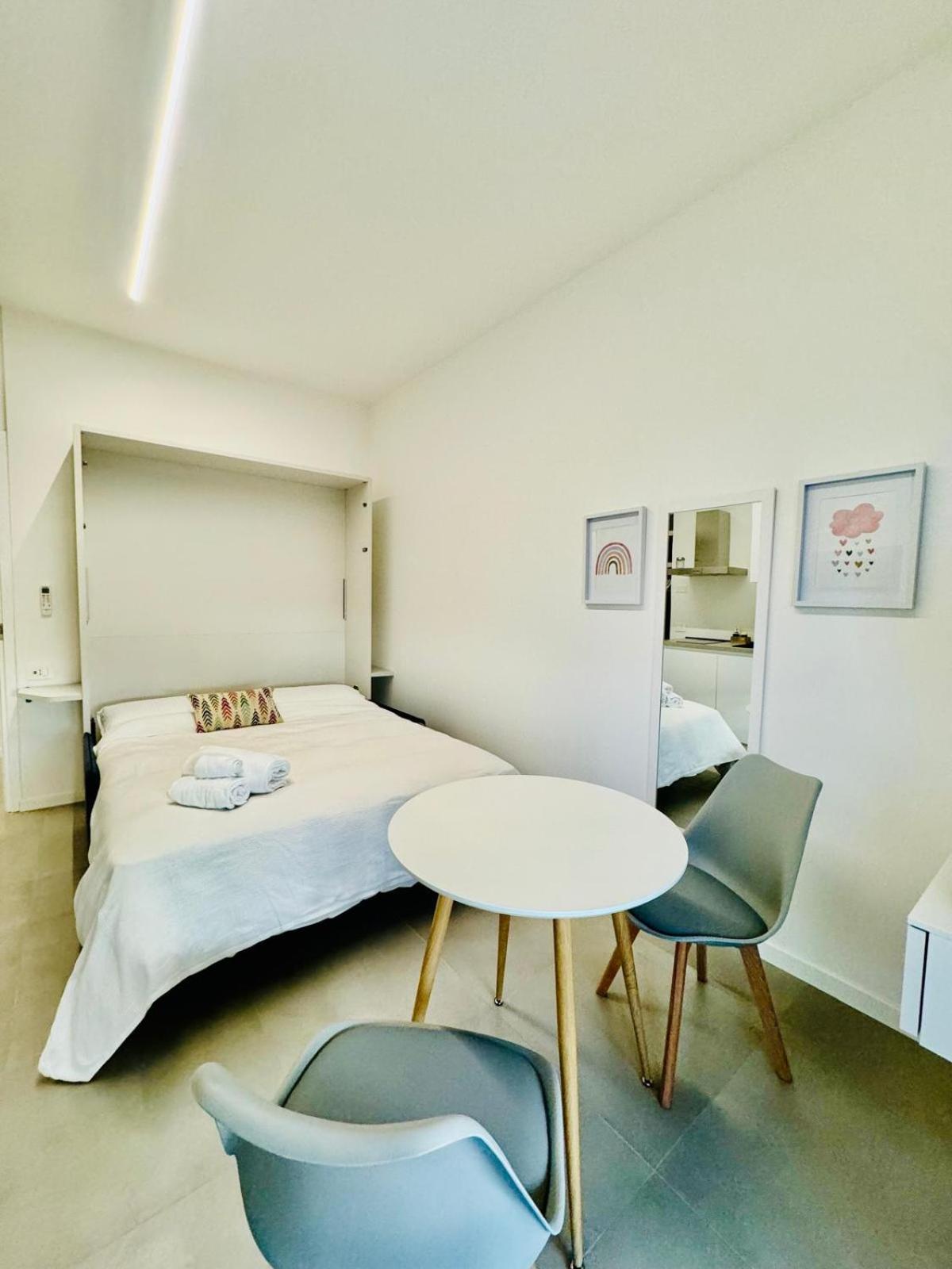 Urban Cloud Apartments Milan Bagian luar foto