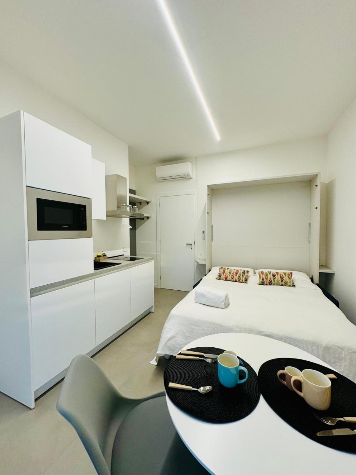 Urban Cloud Apartments Milan Bagian luar foto