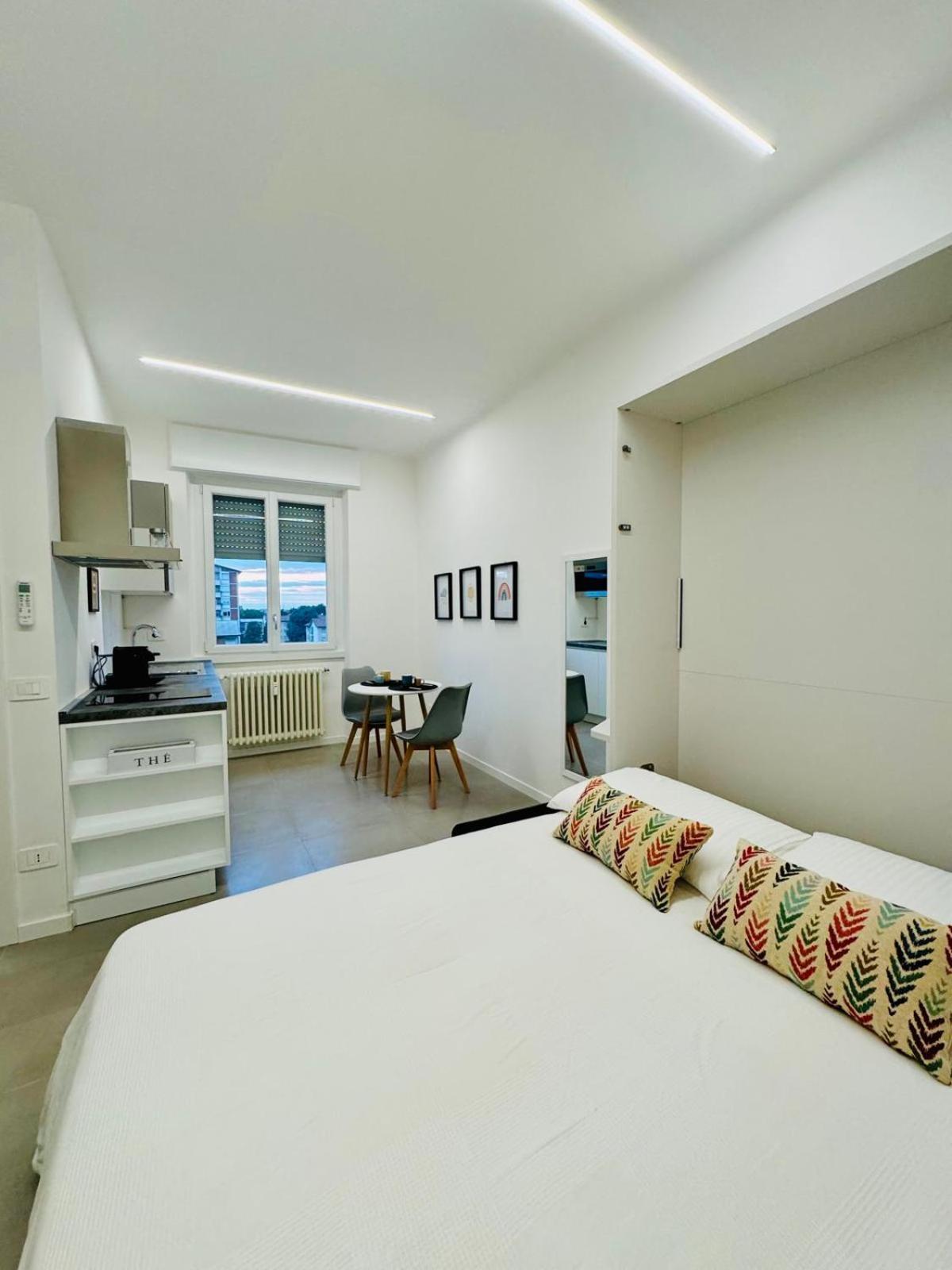 Urban Cloud Apartments Milan Bagian luar foto